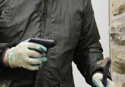 burglar-1216195_960_720-e1515499007188-256x180