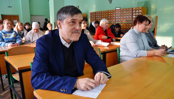 Олег Пустовгар