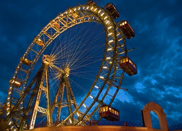 unusual-ferris-wheels-11
