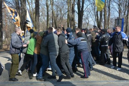 Фото видання "Про все"