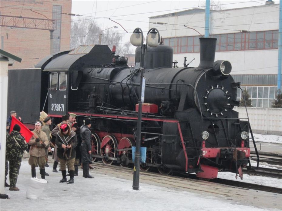 Більшовики з Росії готуються до наступу