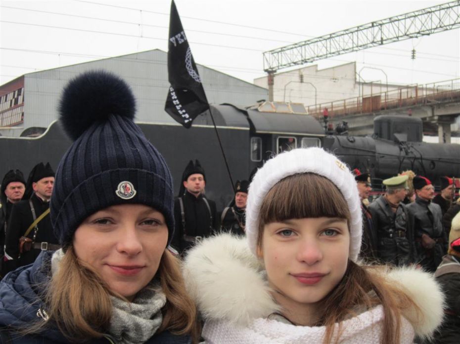 Нащадки Якова Водяного Христина (зліва) і Мирослава знають, що ніколи не треба здаватися