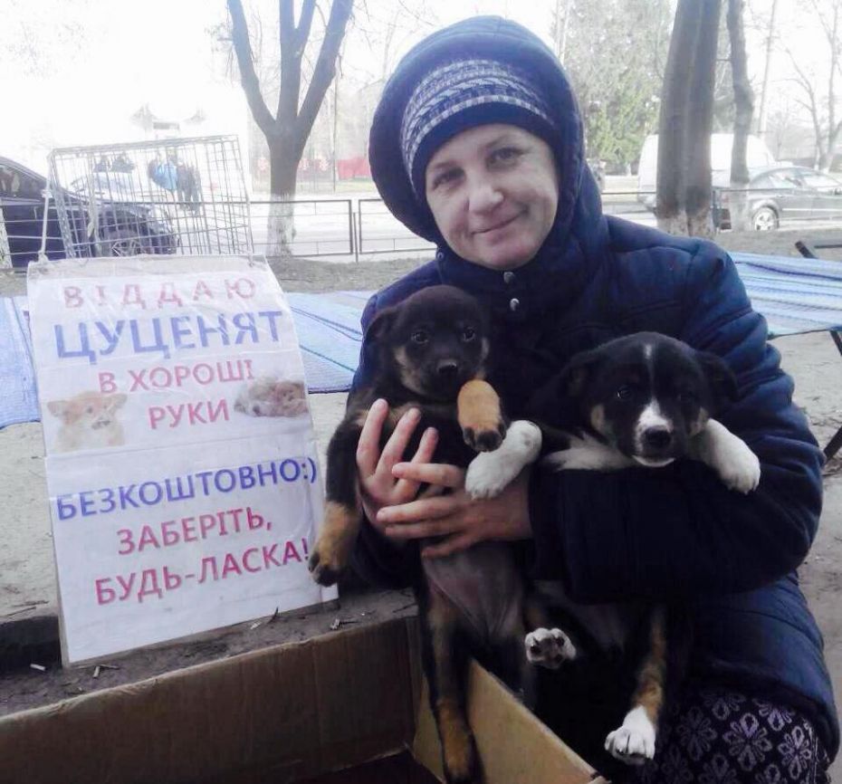 волонтер Світлана