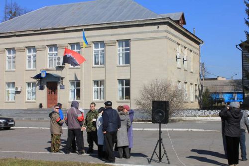 «Правий Сектор» разом з жителями Городища домоглися відставки голови районної ради