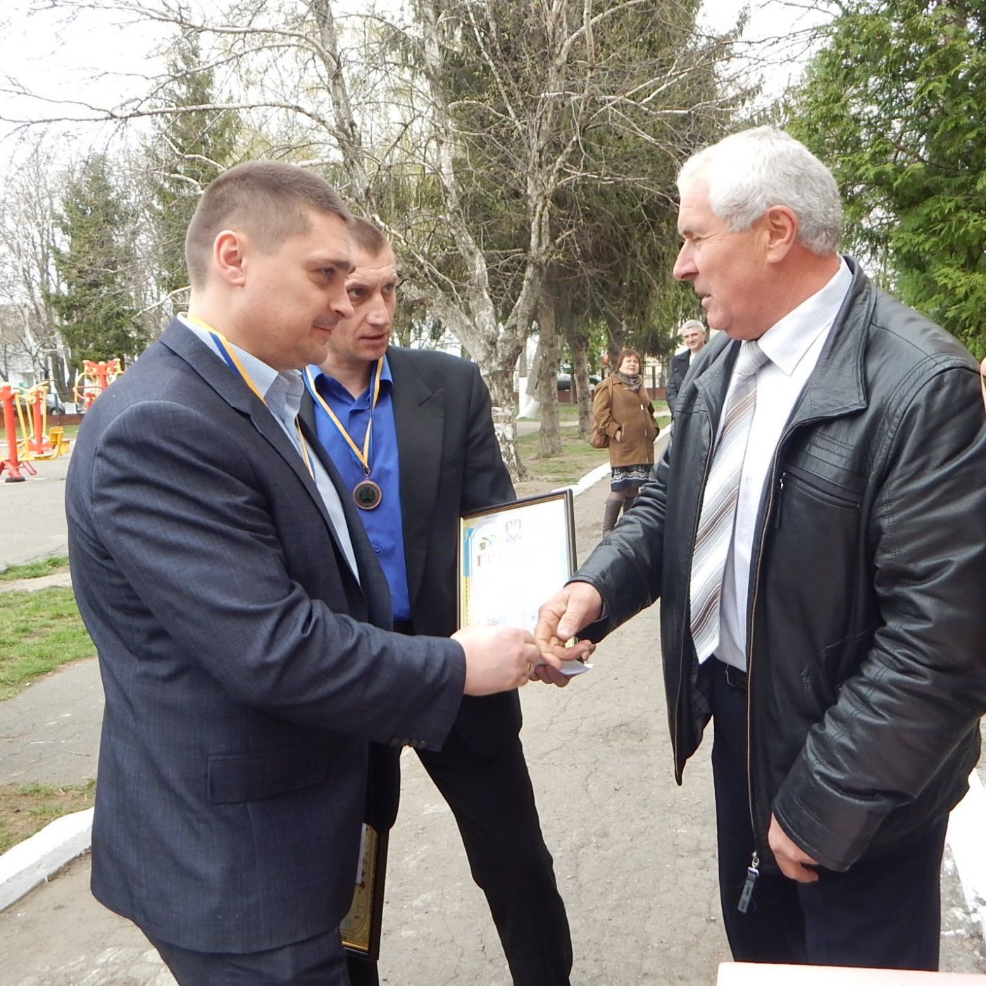 Нагородження бронзових призерів турніру – команди Управління превентивної діяльності ГУ НП у Черкаській області.