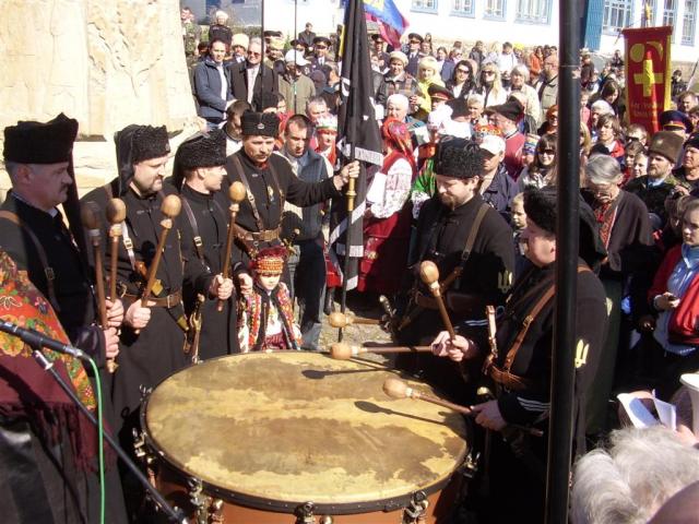 Щороку на Холодноярські урочистості з’їжджаються люди не лише з України, а й з-за кордону