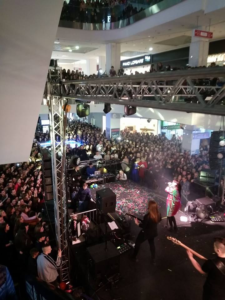 30221565_1641811772592758_7164287135158108160_n