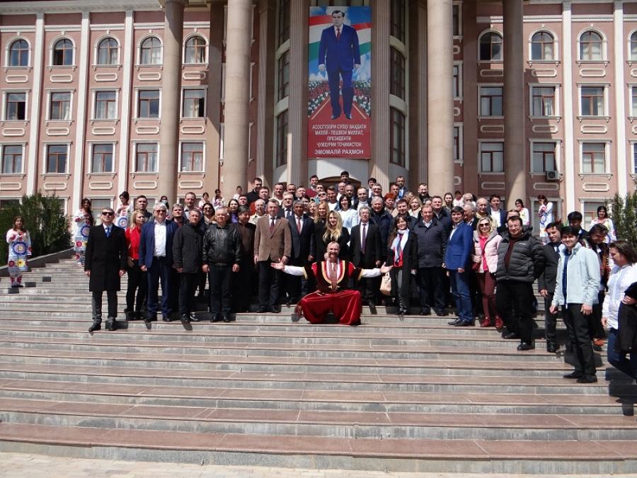 1ef5907ed1810cd571d51e9294af60b1_XL