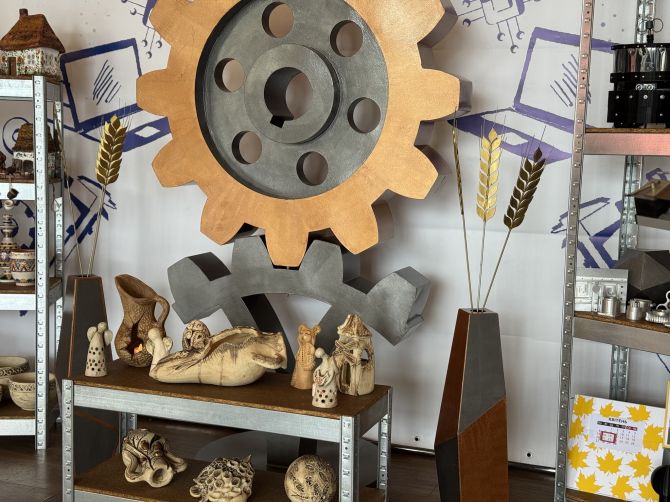 678412198_1301762408811339_1443003000109043580_n