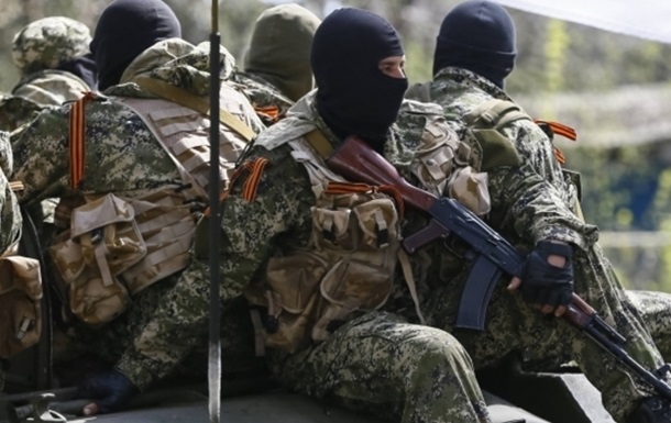 Російські бойовики у вигляді народного ополчення ДНР