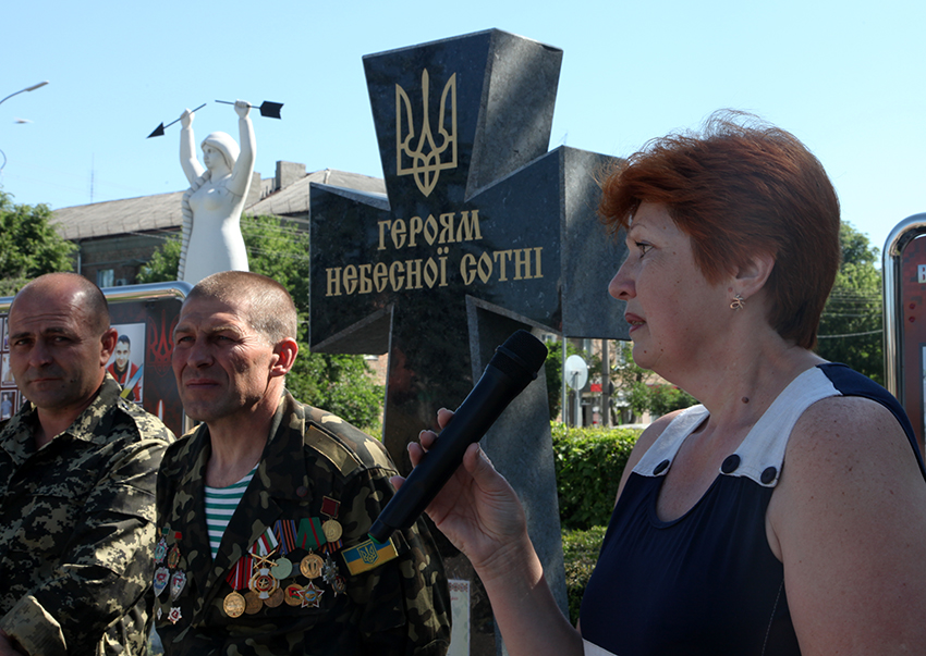 Виступає мати бійця зі Сміли Анатолія Музики Оксана Музика Виступає мати бійця зі Сміли Анатолія Музики Оксана Музика
