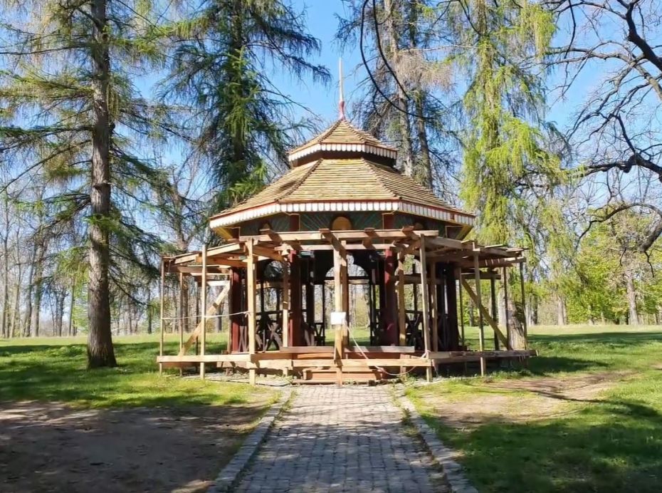 o_1g2ddatlria0tgu1rcj82m1bj72b