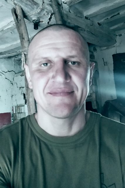 lysyanka-poleglyj-voyin-768x1024