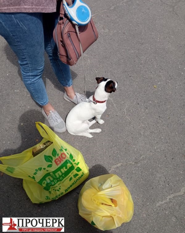 Як і більшість переселенців, Людмила не готова до фото... Є страх за дітей і тому більшість ВПО не хочуть публічності