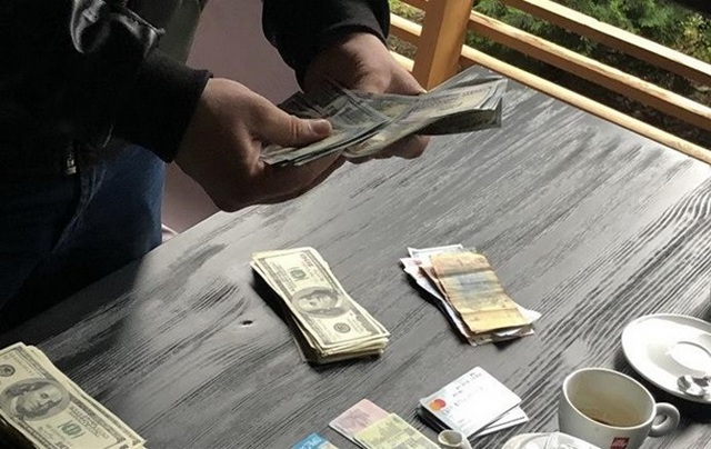 2166841
