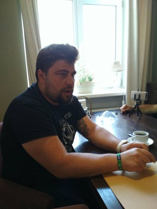 35196201_1662078140513884_3716340763487895552_n