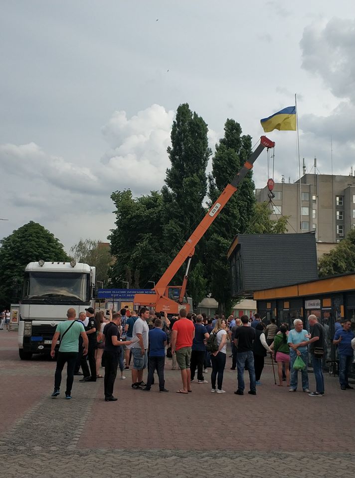 35226272_1430188347087819_4209749990886604800_n