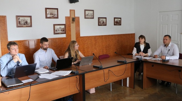 2_1318