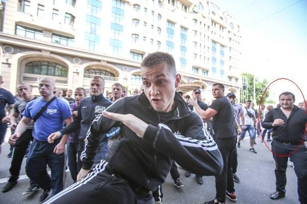 Промосковськи налаштовані люди в Україні вилонили зі свого середовища тітушок Промосковськи налаштовані люди в Україні вилонили зі свого середовища тітушок