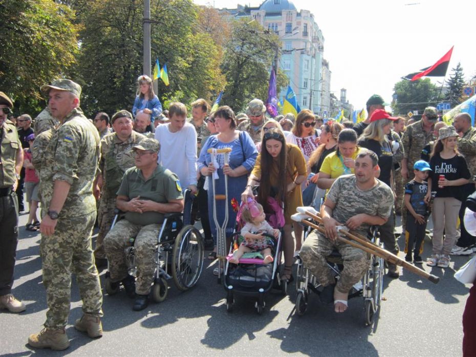 Поранені військові з київського військового шпиталю