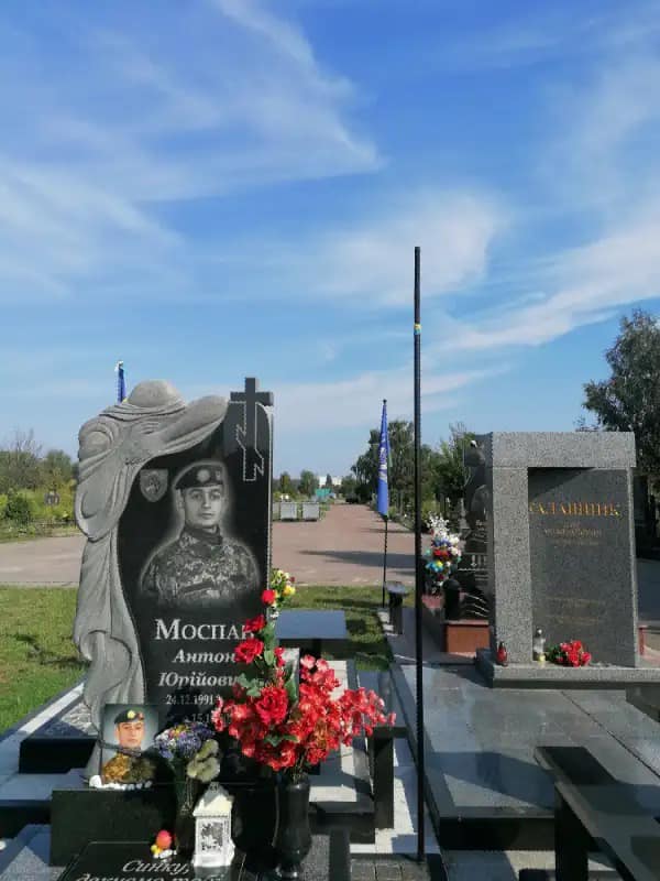 240398077_4390523947636812_7836048667971647985_n