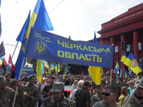 Шикується „коробка” черкащан