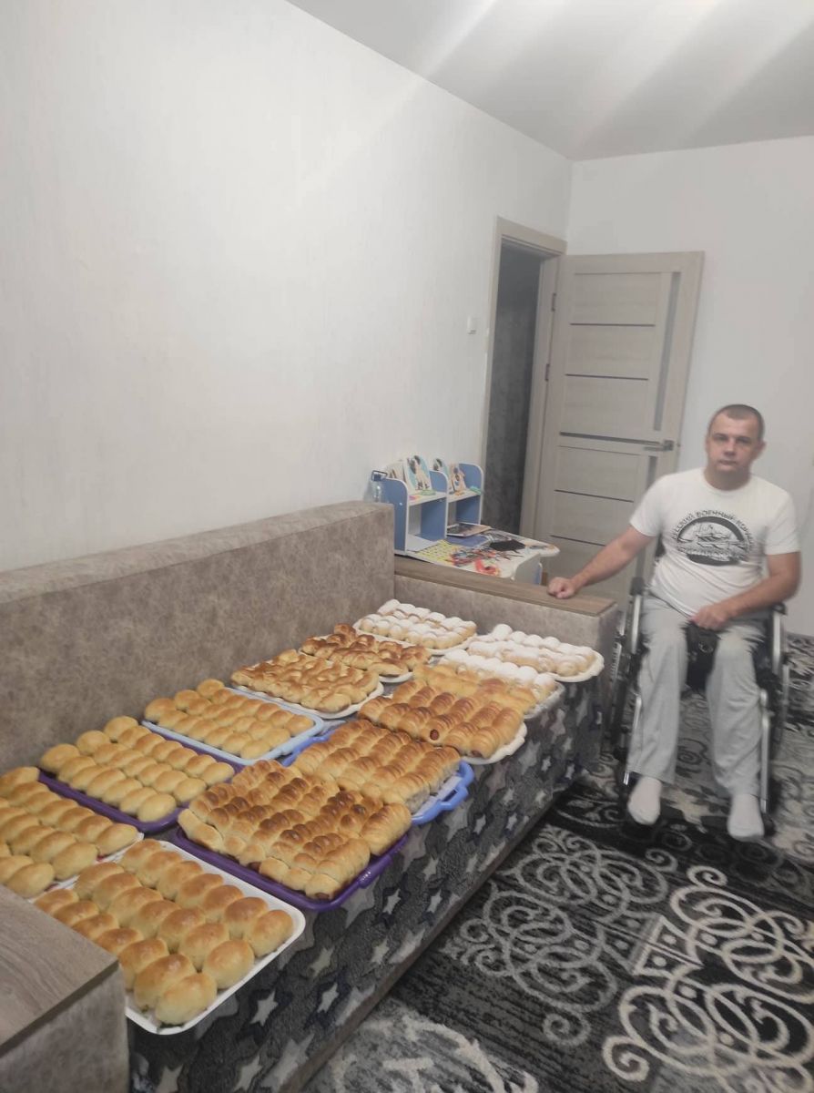 випічка волонтер