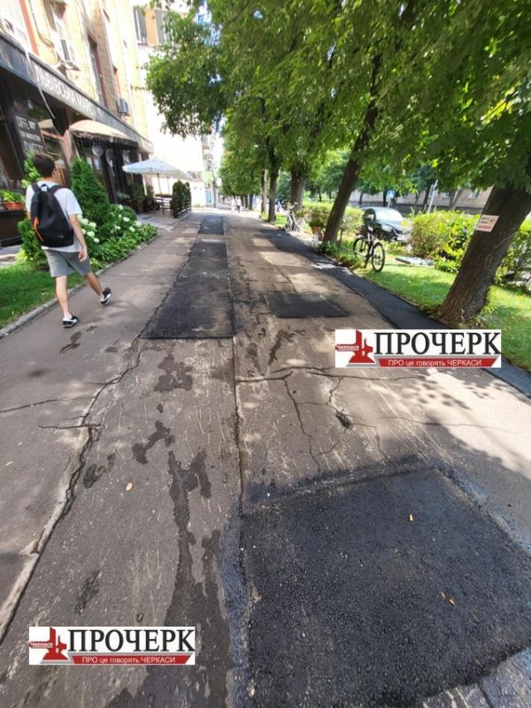 Без назви