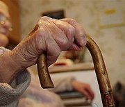 xBABUSYA-180x154.jpg.pagespeed.ic.3Nk4VmZPRR