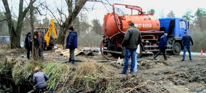 Водоканал усуває порив на водогоні до Сміли. Фото з відкритих джерел інтернету