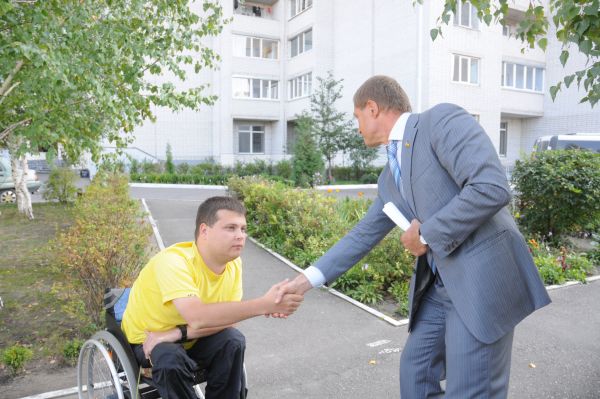 Допомогу тим, хто цього потребує Володимир Зубик вважає одним з пріоритетів і держави, і бізнесу