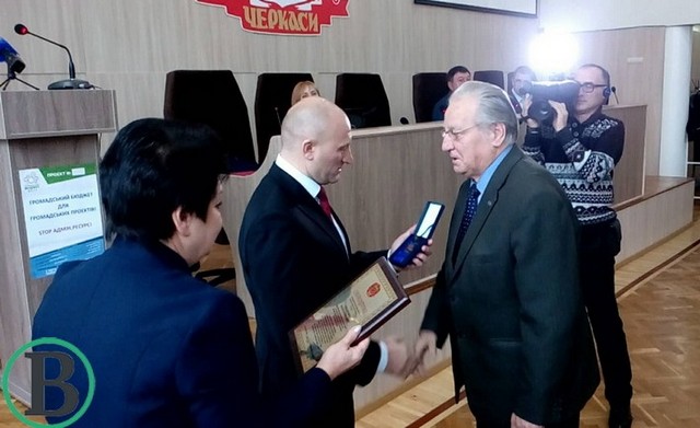 23468563_1325102517618056_1770988901_o-710x434