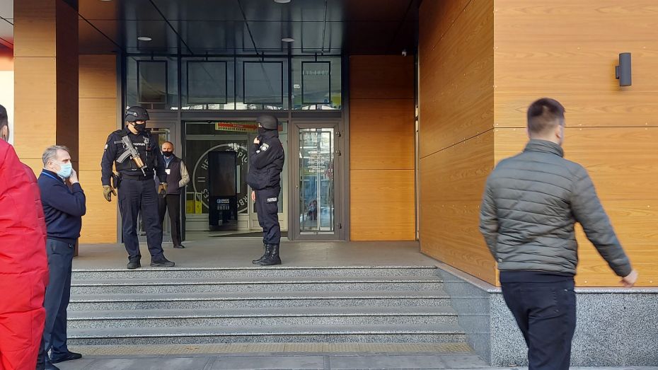 автомати-2048x1153