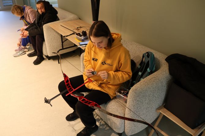 Тренерша майстер спорту України зі стрільби з лука, магістр спорту, багаторазова чемпіонка та призерка всеукраїнських та міжнародних змагань Тетяна Ящишин.  Тренерша майстер спорту України зі стрільби з лука, магістр спорту, багаторазова чемпіонка та призерка всеукраїнських та міжнародних змагань Тетяна Ящишин.