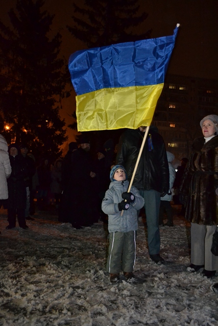 На черкаський Євромайдан приходять не лише дорослі, а й діти