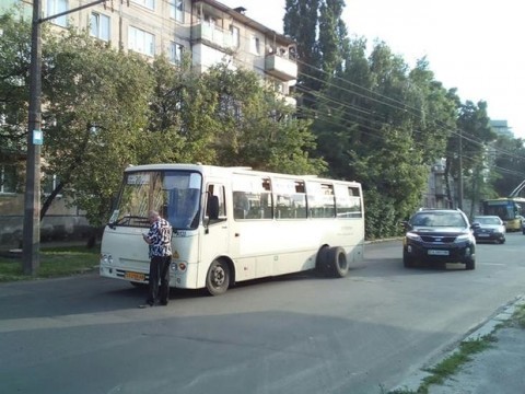 5be81a15c553d
