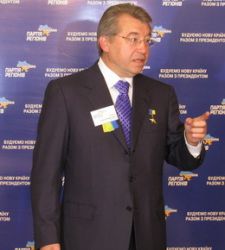 "Корупція влади - бідність черкащан"