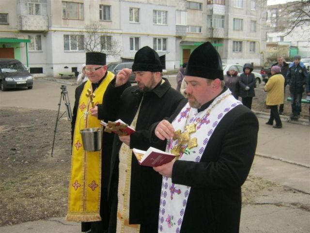 Молебень прочитали представники двох церков