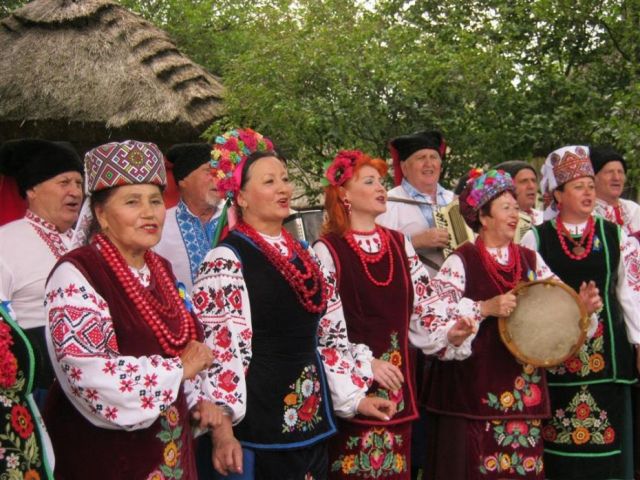 Виступає смілянська „Заграва”